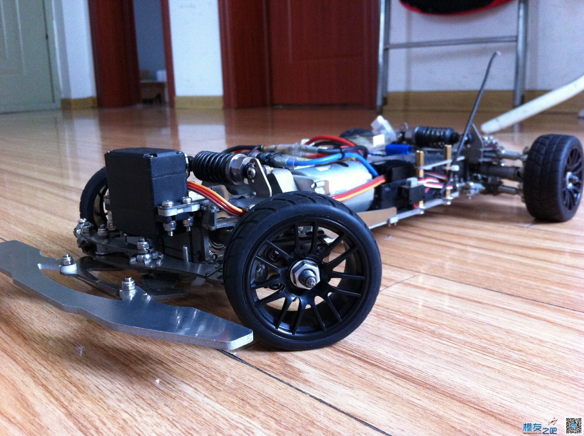 晒晒自己DIY的遥控车模 车模,DIY 作者:zsx4mp 2778 