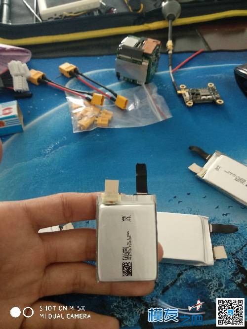 （自组）成本35元的4S850毫安电池 电池,4S什么意思,保时捷4S,大众4S,苹果4S 作者:艾泽拉斯之龙 6599 