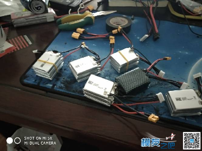 （自组）成本35元的4S850毫安电池 电池,4S什么意思,保时捷4S,大众4S,苹果4S 作者:艾泽拉斯之龙 3751 