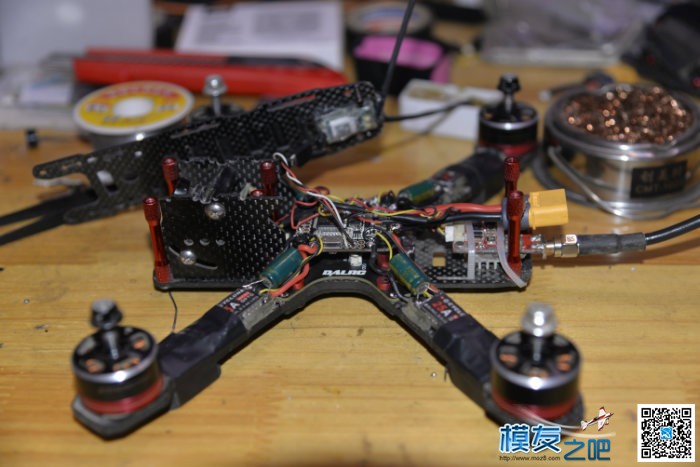 Cinematic and Smooth FPV FreeStyle 电池,飞控,电调,电机,FRSKY 作者:LShang 5852 
