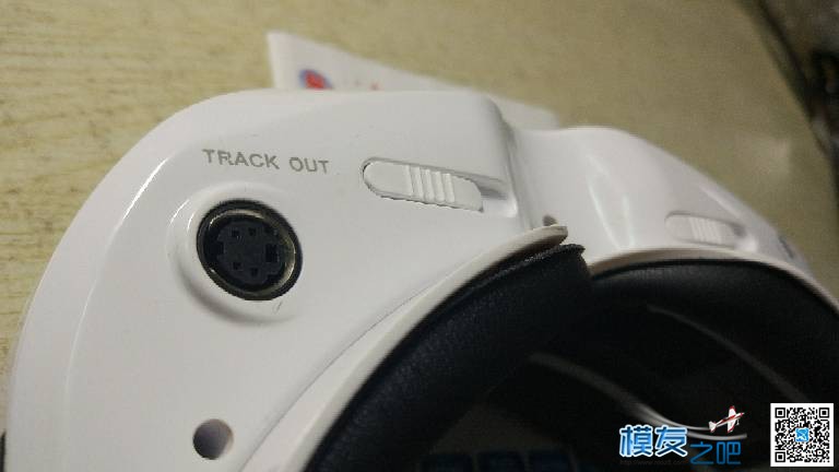 sky02sv+ sky02sv+！！    fpv眼镜 电池,天线,FPV,fpv眼镜是什么 作者:海啸 58 