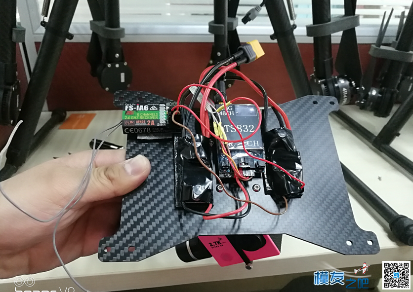 DJI S900机架挂飞宇云台和小蚁相机 云台,飞控,遥控器,FUTABA,dji 作者:空中骄子 7390 