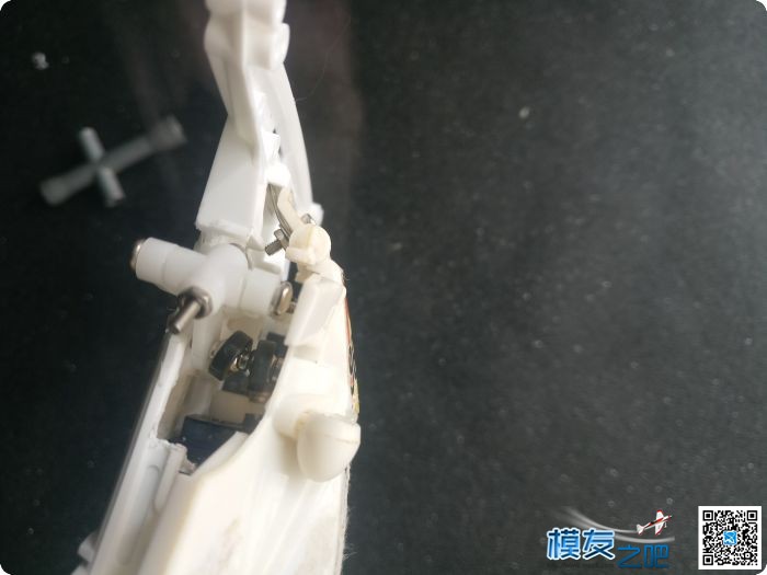 奥迪四驱车田宫双星迷你四驱车S2底盘遥控改装转向套件 电池,舵机,电调,电机,遥控器 作者:qq253655695 8981 
