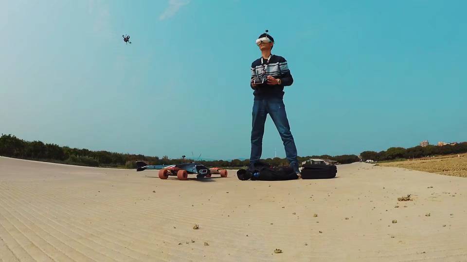 [穿越机FPV]你从未见过的孤独飞手 穿越机,飞手,飞翼,gopro 作者:SumGle 520 