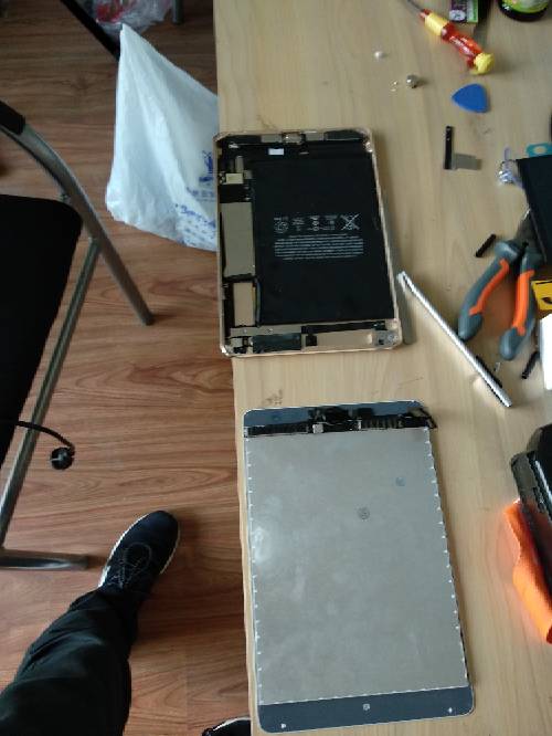 上午修航模电池下午修iPad电池 电池,3dr 航模电池,航模电池参数 作者:艾泽拉斯之龙 7306 
