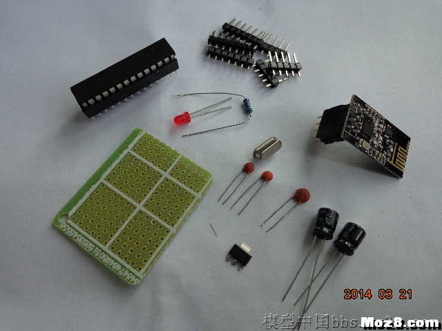 转【我爱萝丽爱萝丽】震撼发布！第三代航模遥控器 DIY教程 航模,模型,电池,天线,云台 作者:In_pal 7954 