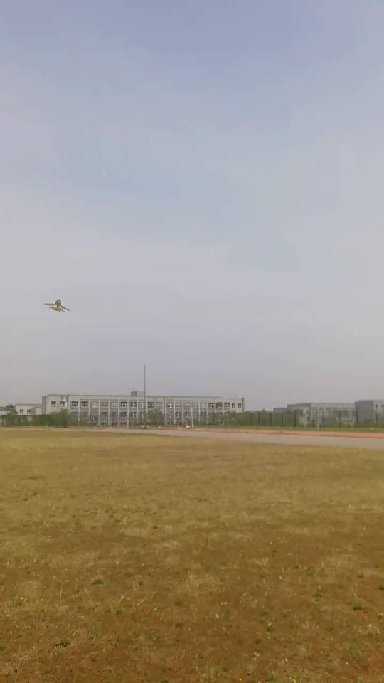 苏—27新手试飞 模拟器,c919试飞牺牲,无限试飞降落,c919试飞,轰20试飞 作者:道南北 4336 