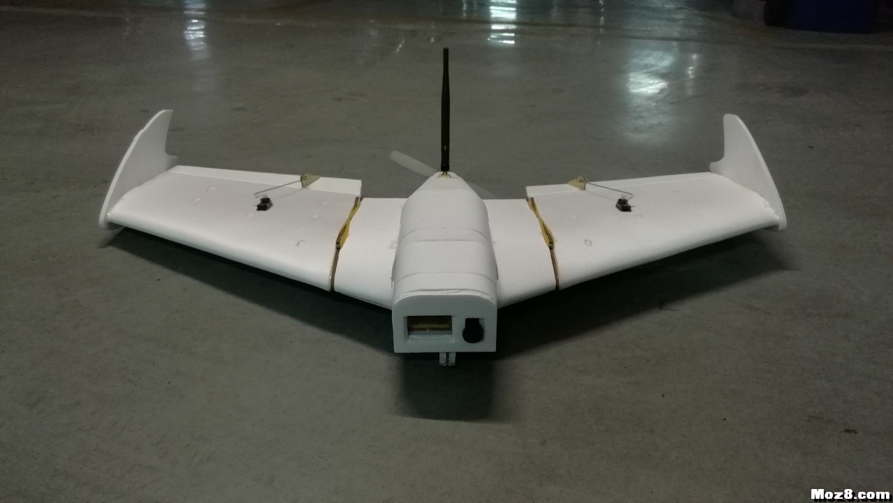 Laputa-780-II，继续改进PP板飞翼（附试炸视频） 电池,飞控,飞翼,hirm飞翼,消失的飞翼 作者:peter33 9213 