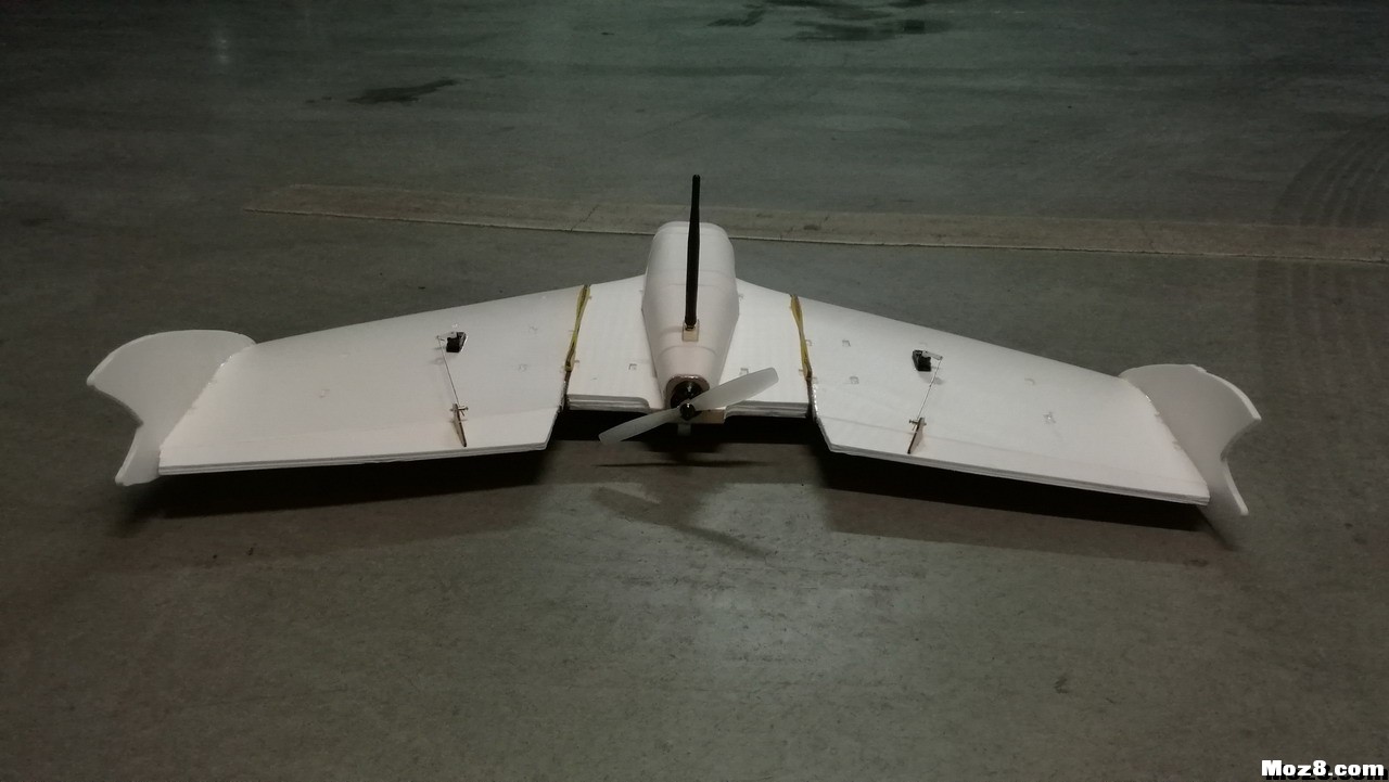Laputa-780-II，继续改进PP板飞翼（附试炸视频） 电池,飞控,飞翼,hirm飞翼,消失的飞翼 作者:peter33 1457 