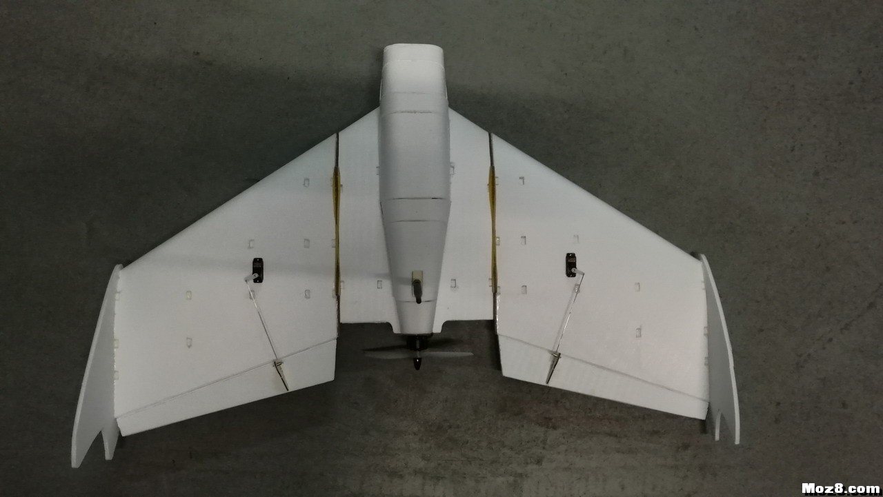 Laputa-780-II，继续改进PP板飞翼（附试炸视频） 电池,飞控,飞翼,hirm飞翼,消失的飞翼 作者:peter33 4763 