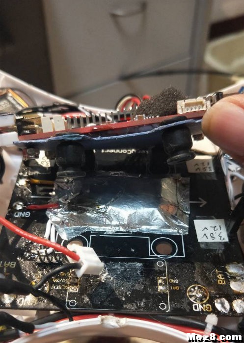 转自朋友的山精组装 电池,飞控,电调,电机,APM 作者:fpvfpv 6469 