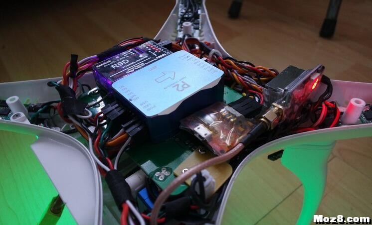 DIY山精挂微单 电池,舵机,云台,飞控,电调 作者:fpvfpv 1684 