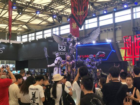 2018chinajoy上海国际展览中心 穿越机,模型,机器人,富斯,模拟器 作者:天山一棵松 1175 