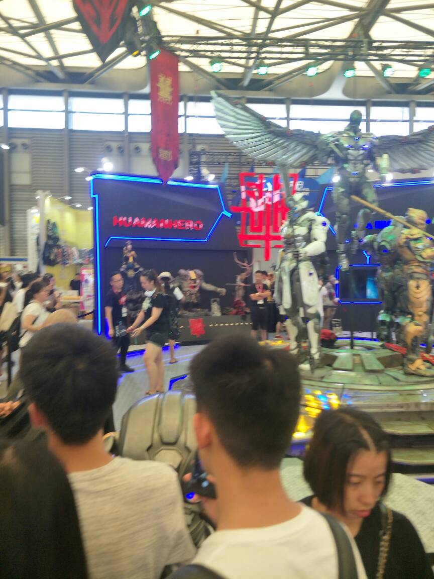 2018chinajoy上海国际展览中心 穿越机,模型,机器人,富斯,模拟器 作者:天山一棵松 2187 