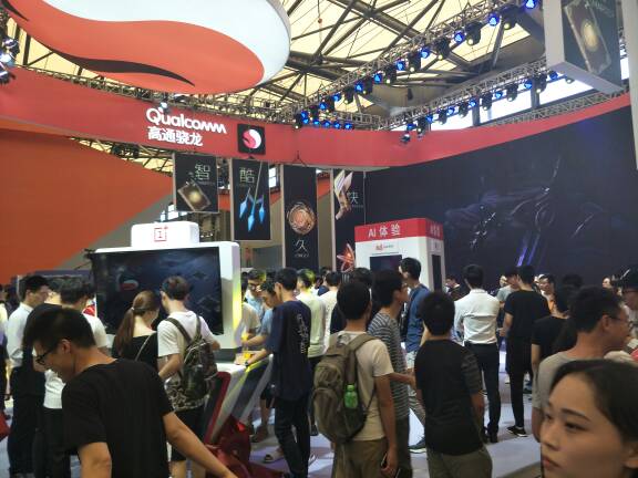 2018chinajoy上海国际展览中心 穿越机,模型,机器人,富斯,模拟器 作者:天山一棵松 6830 