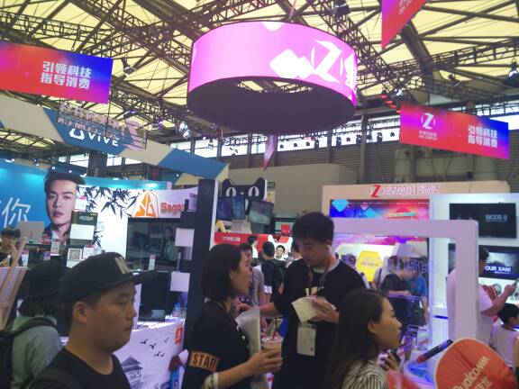 2018chinajoy上海国际展览中心 穿越机,模型,机器人,富斯,模拟器 作者:天山一棵松 4041 