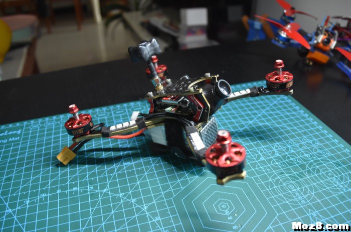 【小柒fpv】赤兔马，天梯赛 电池,天线,图传,飞控,电调 作者:小柒测评 8426 