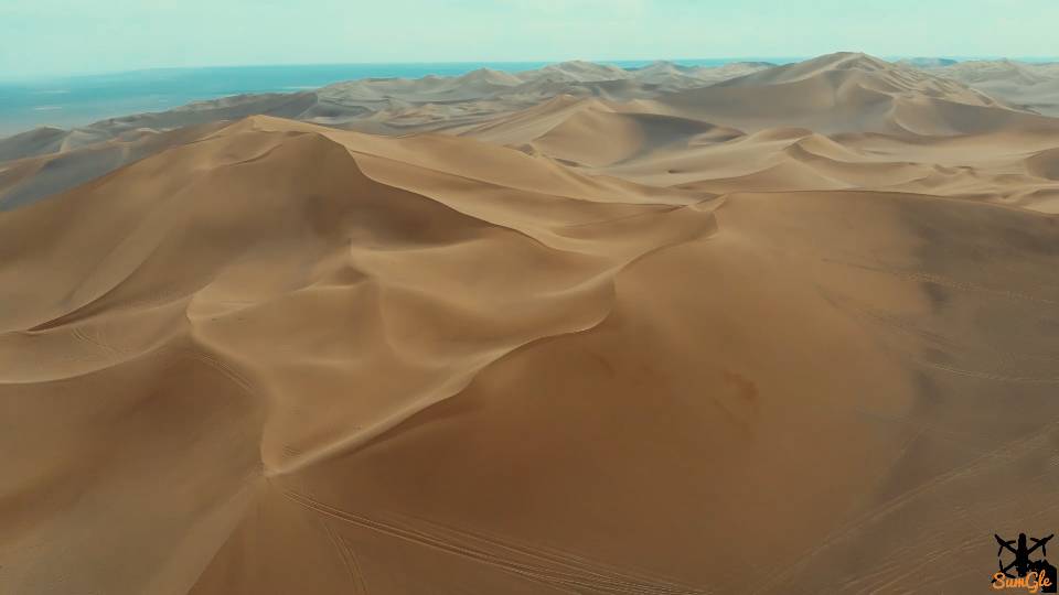 用穿越机在沙漠追拍越野车“滚刀锋”[SumGle_FPV] 穿越机,越野车 作者:SumGle 9804 