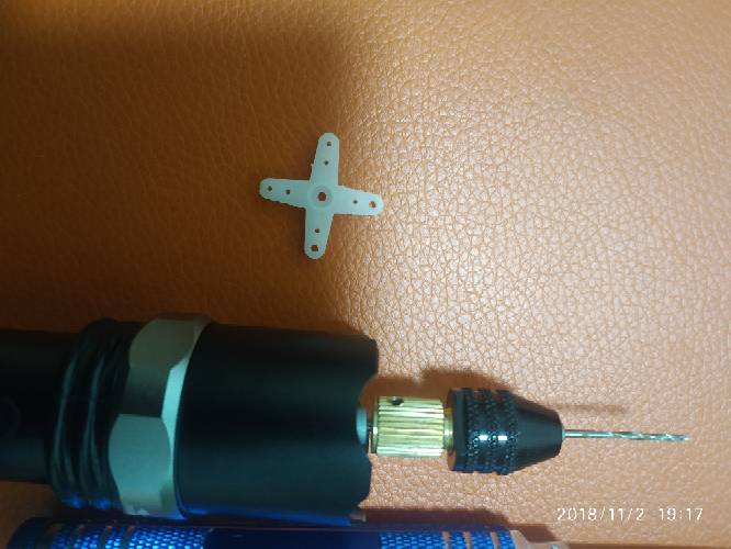 DIY一个装机工具mini钻 电池,舵机,电机,DIY,diy装机多少钱 作者:神经病 572 