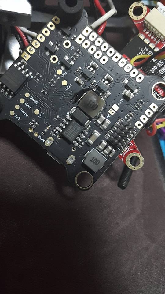 还没有玩就烧了。谁知道怎么回事。。太郁闷了。。 具体的还没有,还没有到最后,怎么还没有啊 作者:伊哥伊哥 8788 