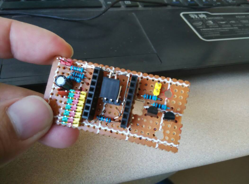 交作业  成功试制WIFI体感遥控 app 作者:世界大战 6684 