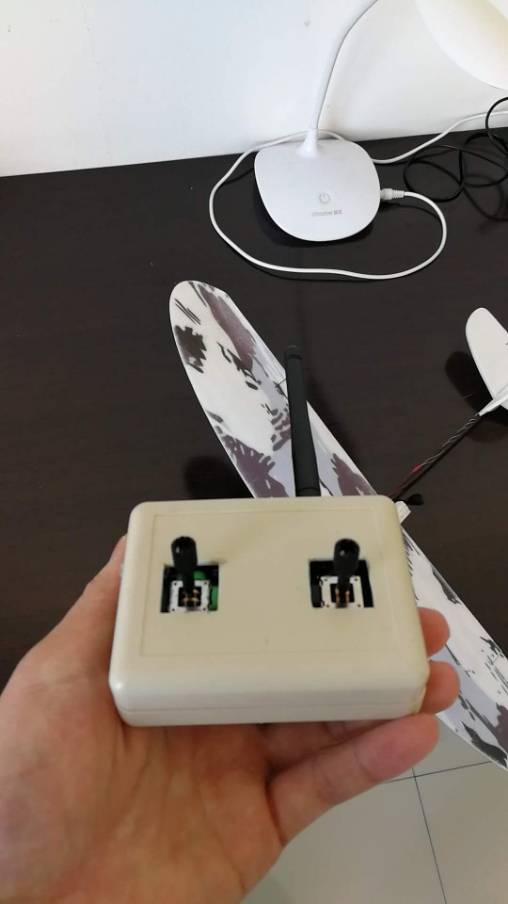 DIY改造两个微型遥控器 遥控器,模拟器,DIY 作者:archfly214815 195 