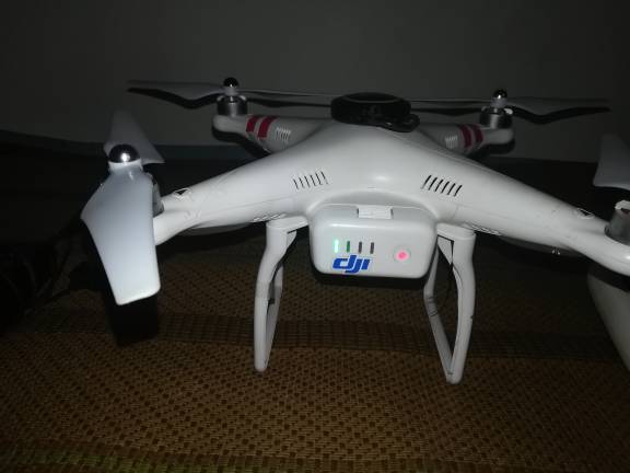 精灵2改装apm飞控四轴无人机 无人机,电池,充电器,飞控,电调 作者:sj750511 9221 