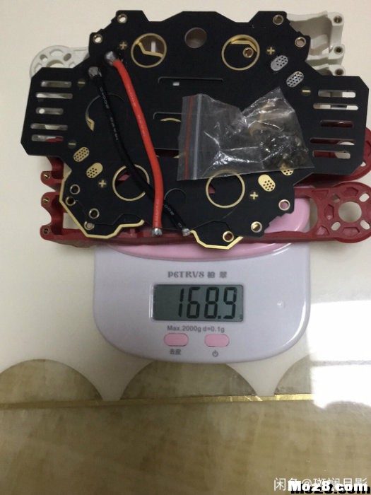全新电池、sky肥鲨近视镜片、x9d电池充电器、碳纤维云台等 固定翼,电池,充电器,天线,云台 作者:斑斓月影 3919 