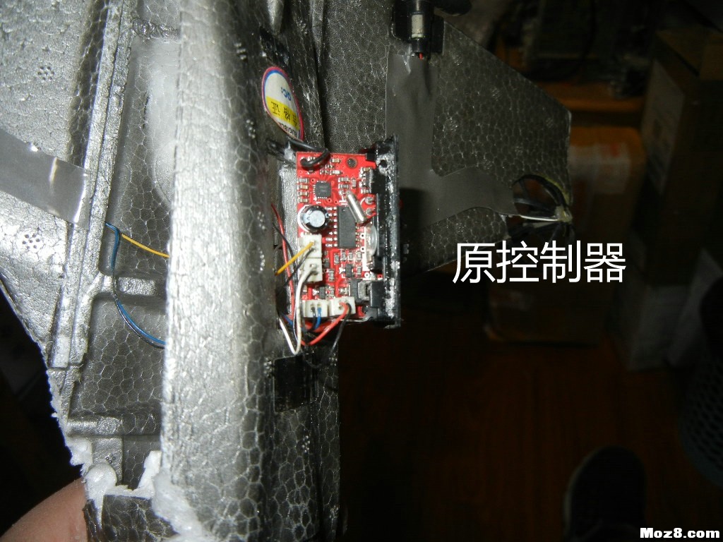 无舵固定翼   F3飞控复活坏玩具机 固定翼,飞控,电机,固件 作者:payne.pan 4372 