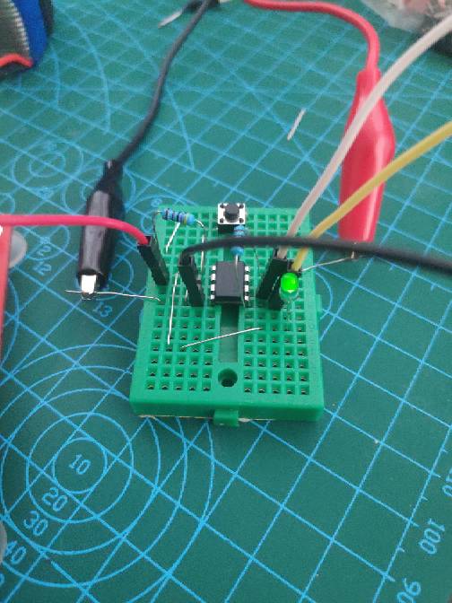 DIY超声波驱狗器 diy,电容,工作环境,面包板 作者:艾泽拉斯之龙 412 