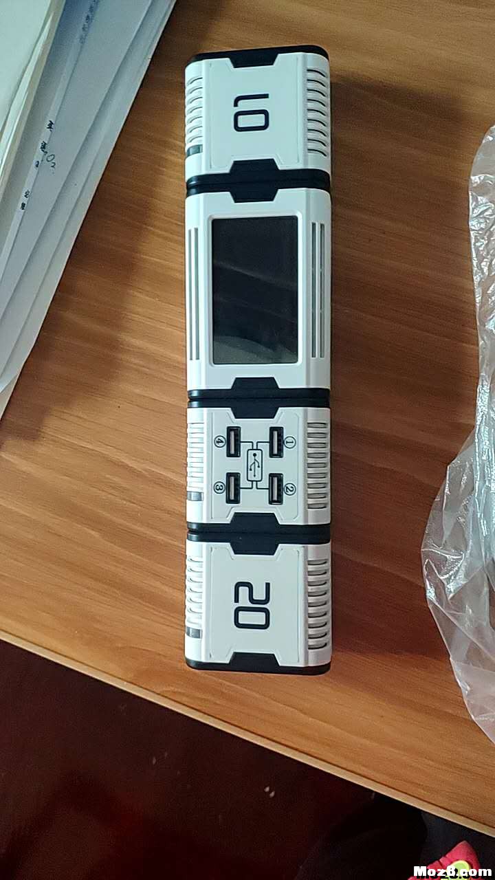 抢在第二，拿到了论坛送出的赠品 有没有,不知道,没有人,没有,这是 作者:LoLoLo 3829 