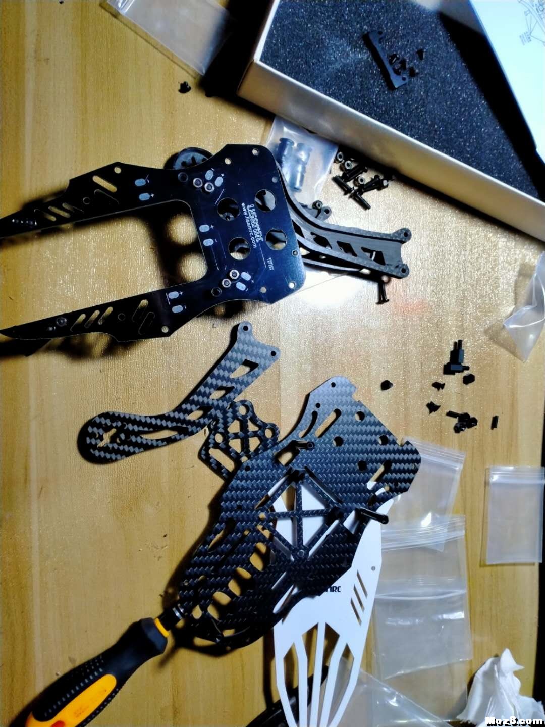 狼哥赠品，穿越机架组装。 穿越机,机架,迫不及待,动起来,狼哥 作者:耍流氓的小屁孩 4674 