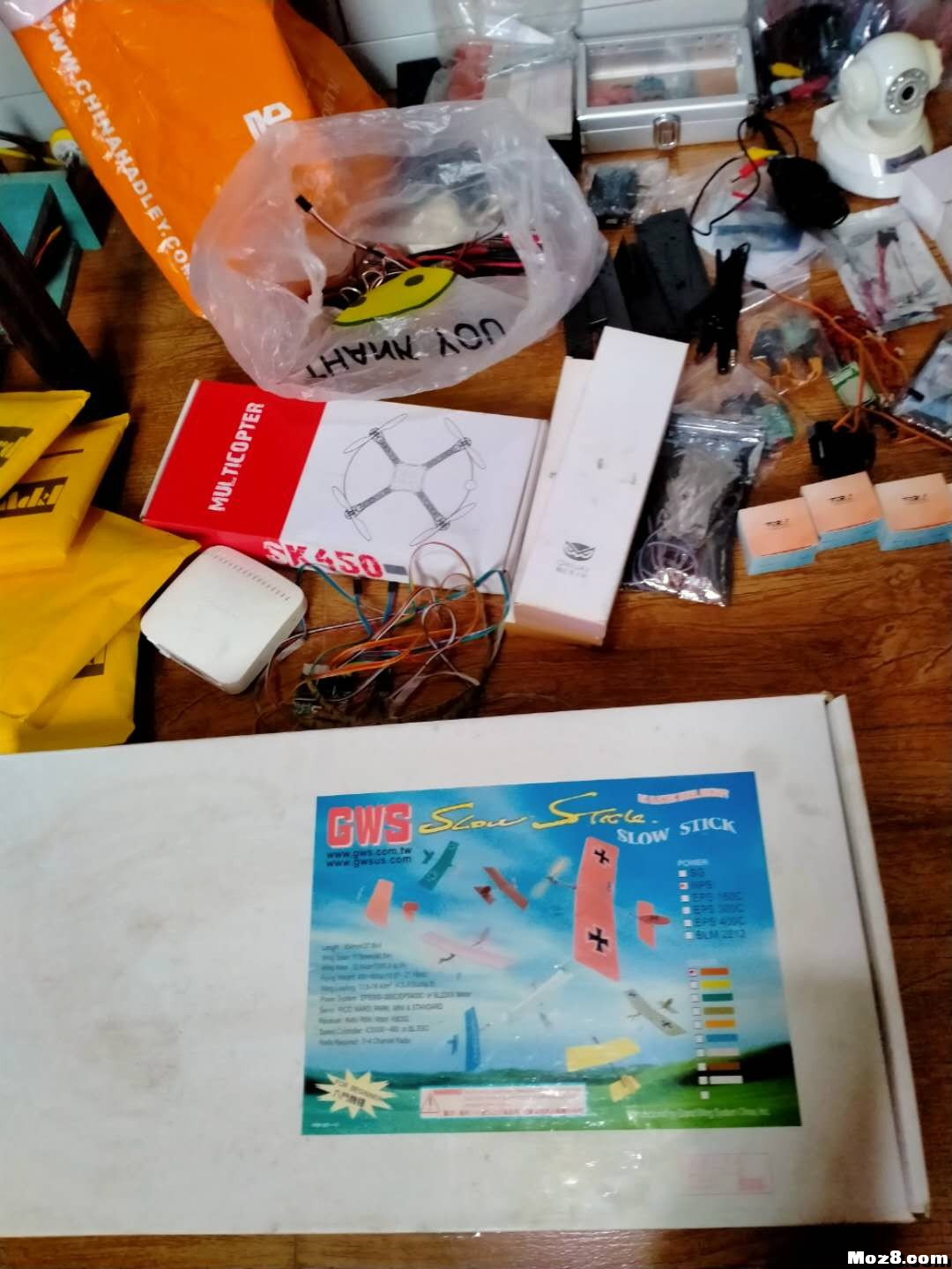 收到狼哥给的第二批礼物，非常感谢。 电机,电子设备,是不是,太多了,第二批 作者:耍流氓的小屁孩 2601 
