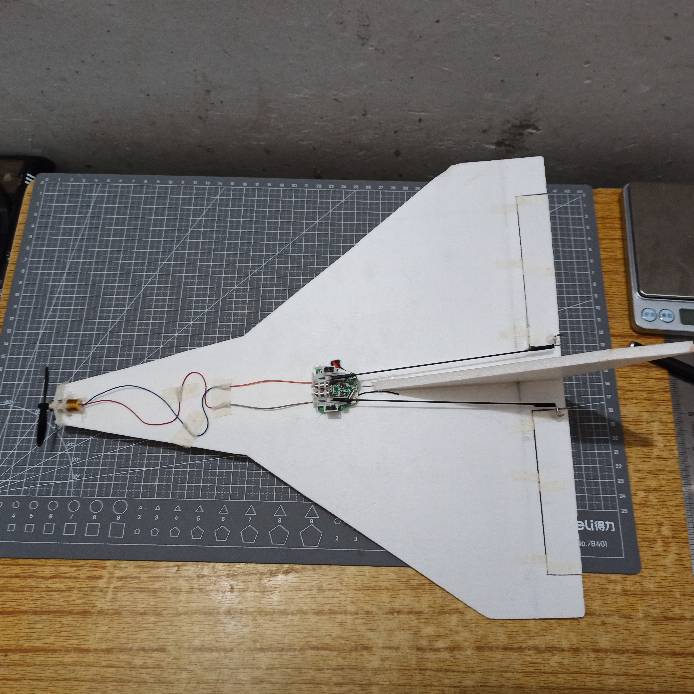 PM.第一次造的三角翼小飞机，制作简单（附图纸） 双三角翼飞机,飞机副翼,三翼飞机 作者:pmzdc 2989 