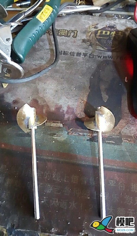 好几年前做的cb90铜制模型 铜制歼15模型,铜的堆积模型 作者:哈哈一族 7951 
