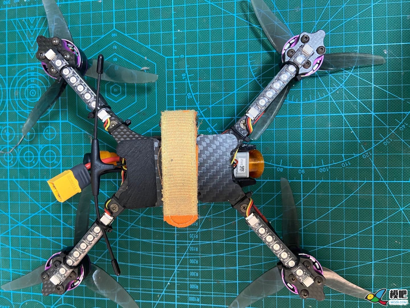 【HGLRC F722】化骨龙F7飞控RGB！RGB！RGB！灯光效果！闪就完了 飞控,化骨龙,bilibili,F7飞控,天地飞 作者:筱羽 7037 