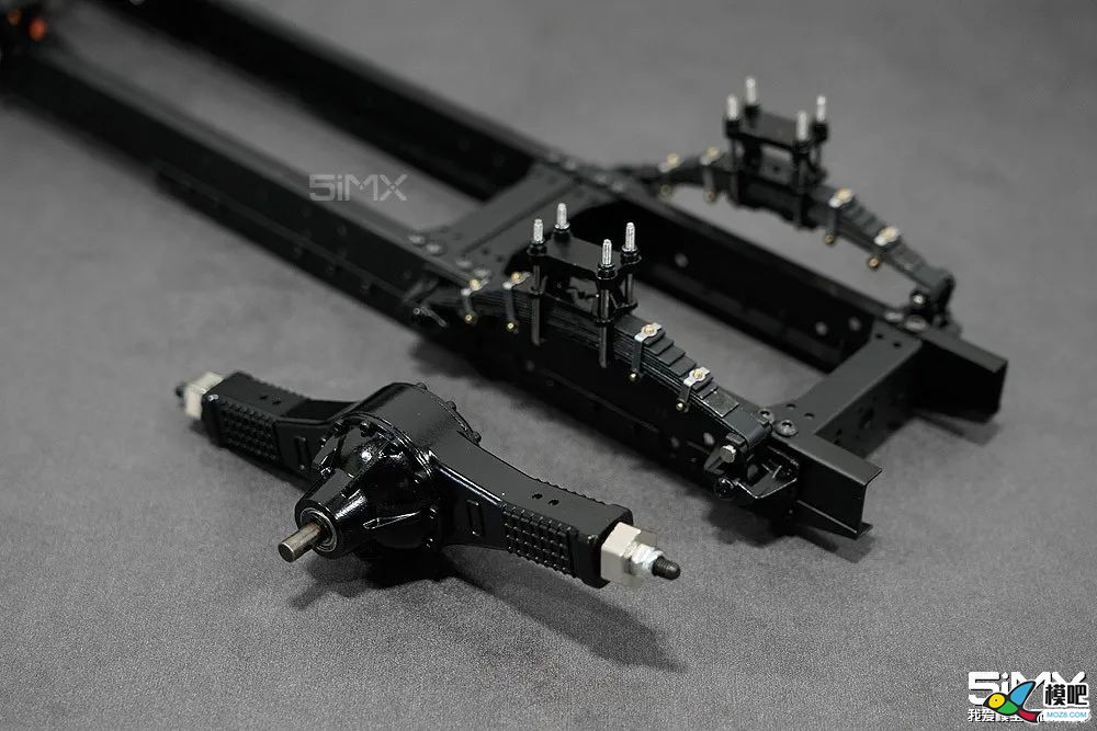机器杰克教你一步一步组装MAN F2000 4x2拖头模型 车模,仿真,模型,电池,舵机 作者:000100^ 3934 