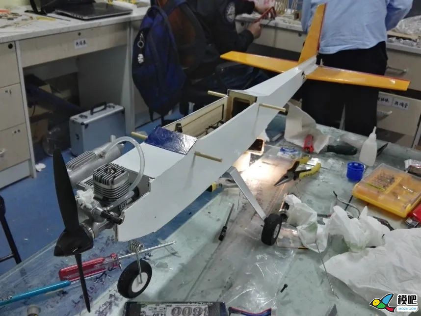 手工制作“小金星”油动上单翼教练机教程 航模,舵机,图纸,机架,发动机 作者:RXDlwE 2681 