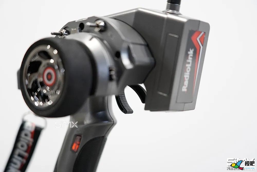 乐迪车用RC6GS枪控推出V2版 模型,电池,天线,遥控器,模拟器 作者:RXDlwE 237 