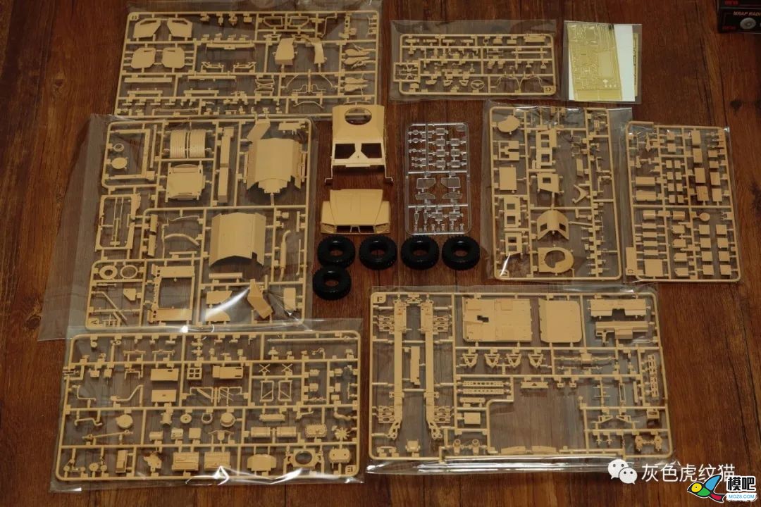 谁说四轮省工时——麦田M-ATV制作简记 模型,发动机,ATV12HU15M2,M一ATV装甲车,M ATV 作者:000100^ 3833 