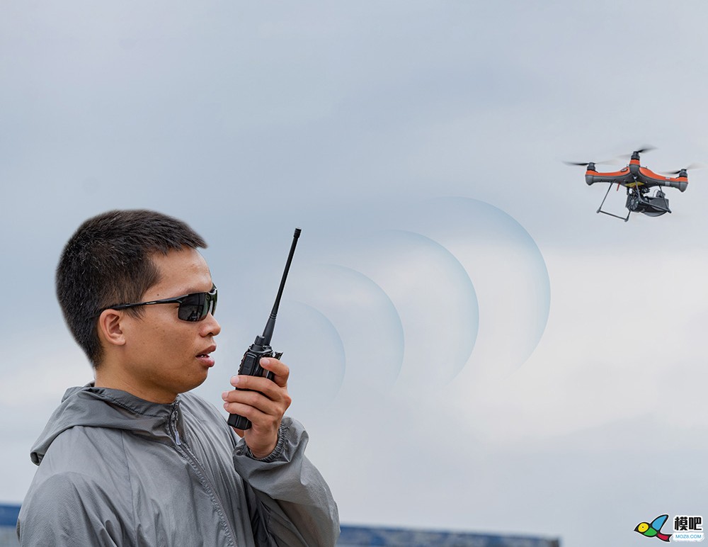 斯威普无线喊话器，防水无人机专业空中喊话装备 无人机,图传,遥控器 作者:Lesley 5031 