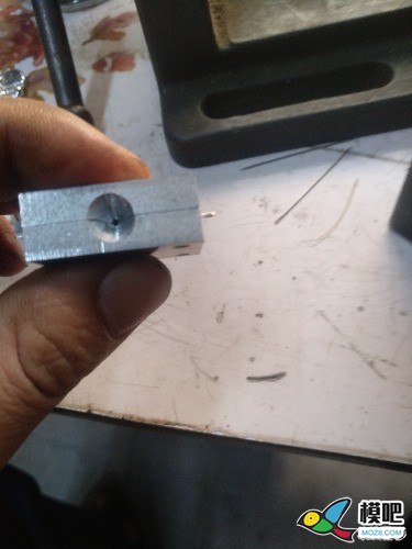 热熔胶枪注塑diy履带 DIY 作者:热血青春 6571 