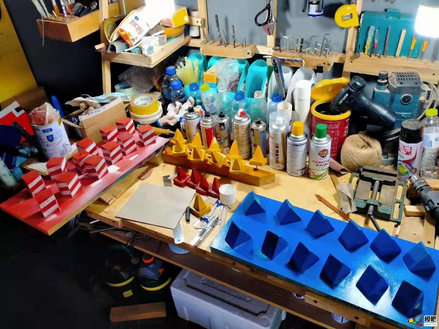 继续喷漆车桩（遥控车比赛道具制作） 遥控车 作者:耍流氓的小屁孩 4420 