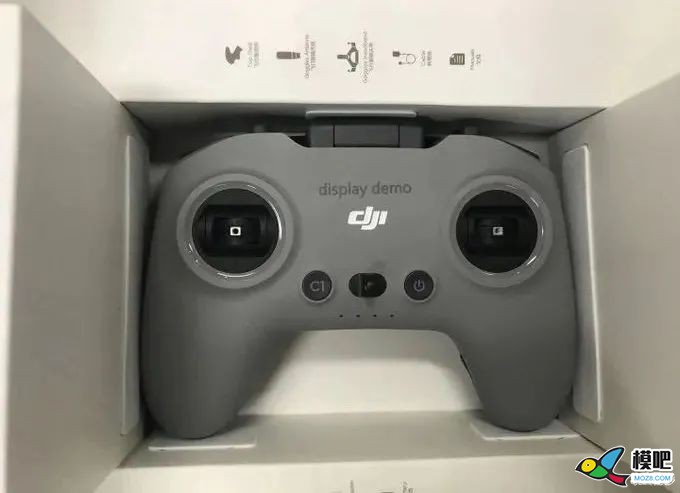 Twitter又曝光两张DJI FPV无人机近距离谍照 无人机,穿越机,天线,遥控器,dji 作者:chinaz1919 5952 