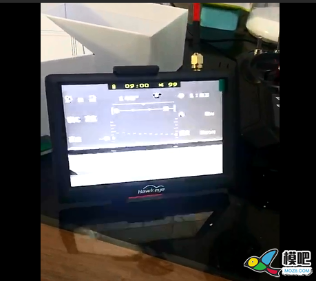 图传屏幕闪烁厉害，求助 图传,机架,飞手 作者:xxwalker 3102 