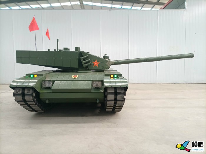应爱国主义教育的需求，自制作的99a坦克大电动模型 模型,机器人 作者:tongzitanke 8129 