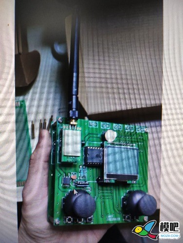 转【我爱萝丽爱萝丽】震撼发布！第三代航模遥控器 DIY教程  作者:zhangajie20 2086 