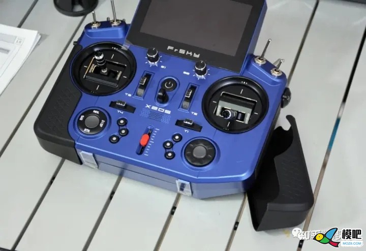 睿思凯FrSky新品X20S遥控器开箱把玩 航模,模型,电池,天线,图传 作者:杰罗姆 5494 
