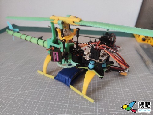 3D打印无刷六通道遥控直升机 直升机,舵机,飞控,电机,3D打印 作者:shaoyu 8768 