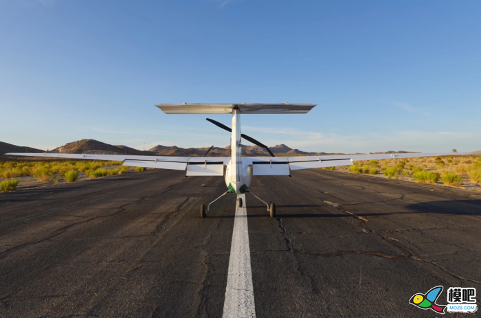 自主电动作物喷洒无人机获批在美试运行：每小时可以喷洒135英亩 ...5621 